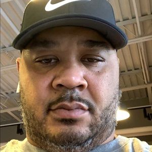 Meet your Posher, Damon